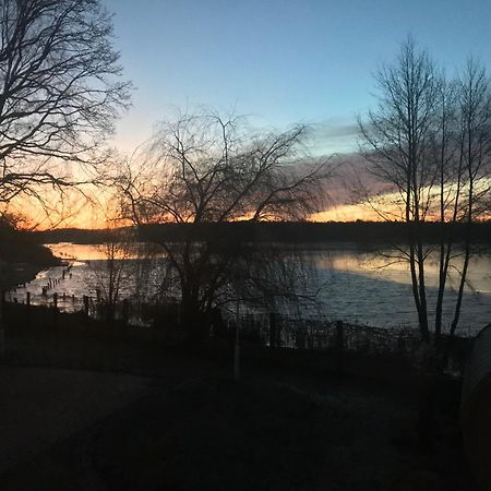 Hotel & Restaurant Haus Am See Locknitz Экстерьер фото