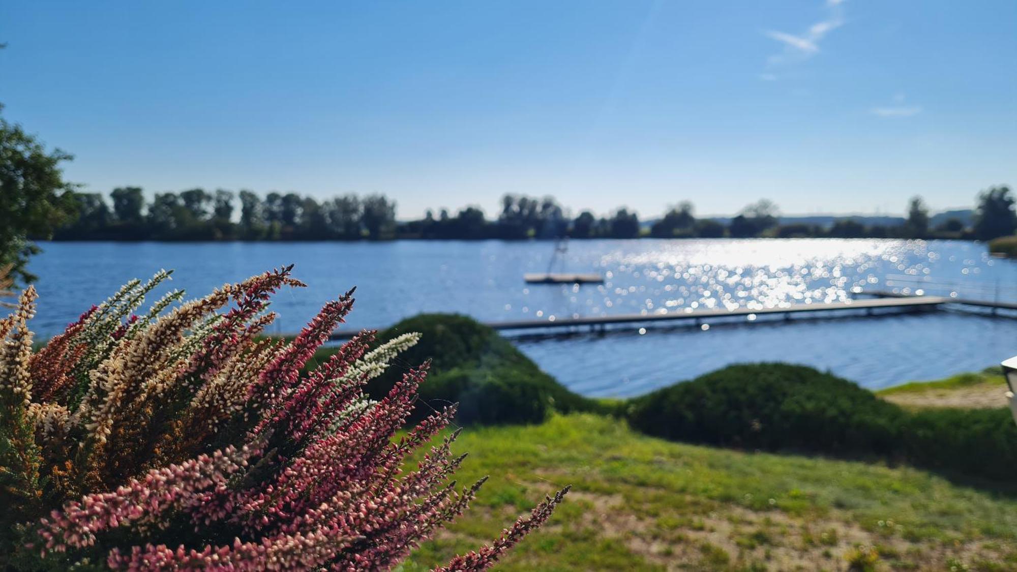 Hotel & Restaurant Haus Am See Locknitz Экстерьер фото