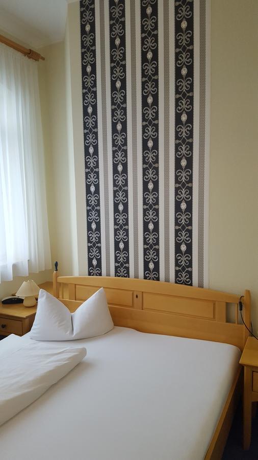Hotel & Restaurant Haus Am See Locknitz Экстерьер фото