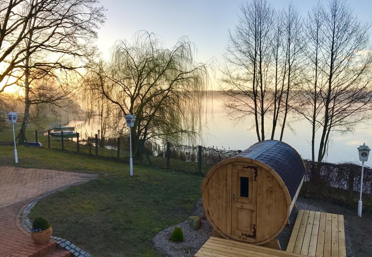 Hotel & Restaurant Haus Am See Locknitz Экстерьер фото